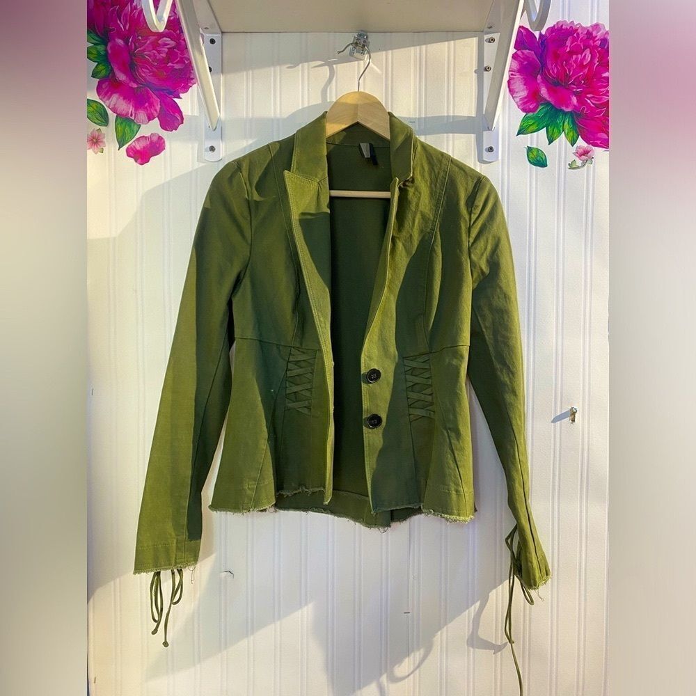 Intermix‎ Exclusive Army Green  Coat Lacing Size S